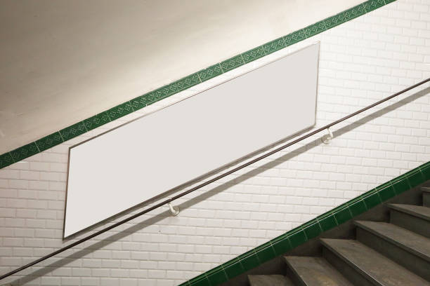 paris metro staircase - stairs subway imagens e fotografias de stock