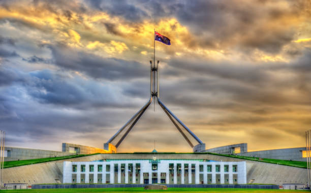 gedung parlemen di canberra, australia - memilih australia potret stok, foto, & gambar bebas royalti