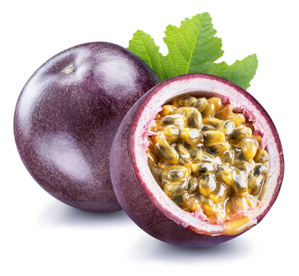 passion fruit and its cross section with pulpy juice filled with seeds. - granadilla imagens e fotografias de stock