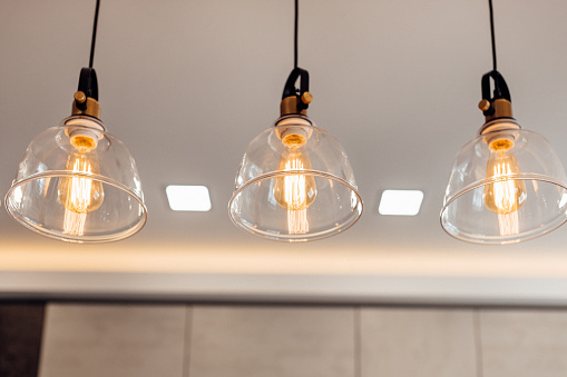 Choosing Incandescent Luminaire for Your Office