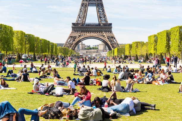 Eiffel Tower Crowd Stock Photos, Pictures & Royalty-Free Images - iStock