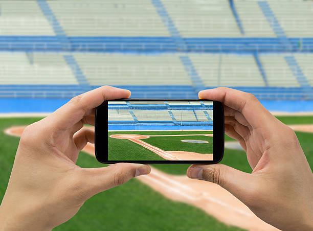 fotografando um estádio de beisebol - estádio e camera - fotografias e filmes do acervo