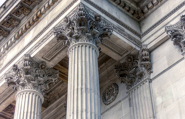 필라 크라운 디테일 - 기둥 건축적 특징 뉴스 사진 이미지