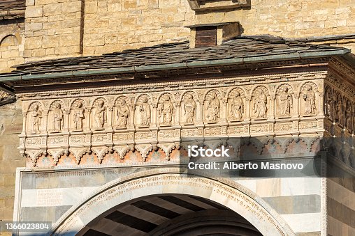 istock Porta dei Leoni Bianchi - Basilica of Santa Maria Maggiore in Bergamo Upper Town - Lombardy Italy 1366023804