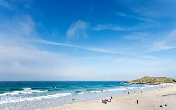 Porthmeor Beach St. Ives View of Porthmeor Beach, St. Ives, Cornwall outcrop stock pictures, royalty-free photos & images