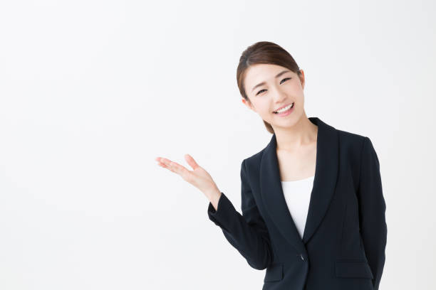 アジアのビジネスウーマンの肖像画の分離に白背景 - 女性　日本人 ストックフォトと画像