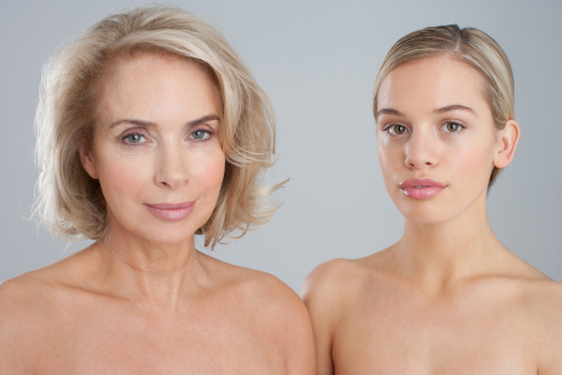 Portrat Von Lachelnd Nackte Chested Mutter Und Tochter Stockfoto und ... amateur pic Portrat Von Lachelnd Nackte Chested Mutter Und Tochter Stockfoto und ...