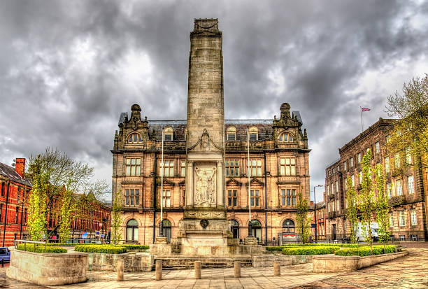 Preston Cenotaph, a monument to soldiers in World War Preston Cenotaph, a monument to soldiers who perished in World War I and II lancashire stock pictures, royalty-free photos & images
