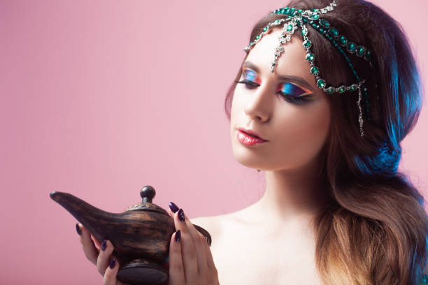 Maquillaje De Princesa Jasmine - Banco de fotos e imágenes de iStock