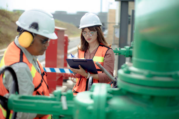 problem solving and decision making afety  engineer inspect and find any solution during field  inspection indonesian woman stock pictures, royalty-free photos & images