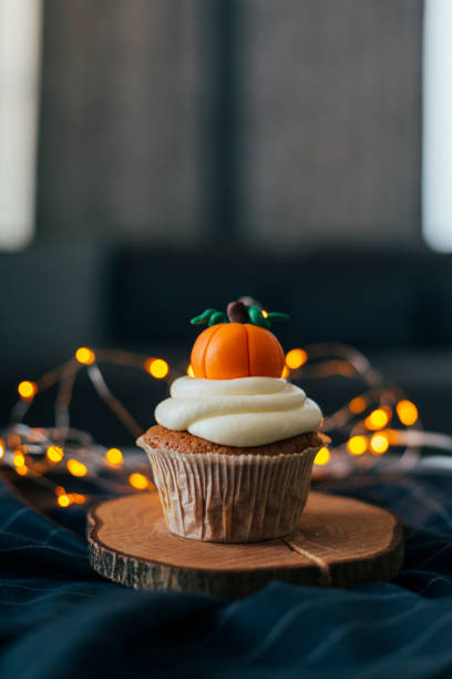 Pumpkin Cupcake Pumpkin Cupcake turkey cupcake stock pictures, royalty-free photos & images