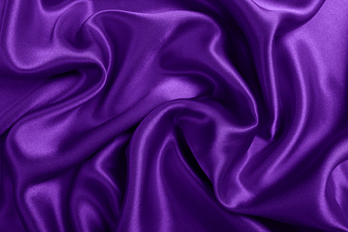 istock Púrpura satén 858478826