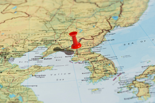 平壌た地図で、レッド Pushpin - ストックフォト・写真素材...