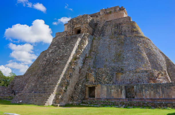 Best Aztec Temple Stock Photos, Pictures & Royalty-Free Images - iStock