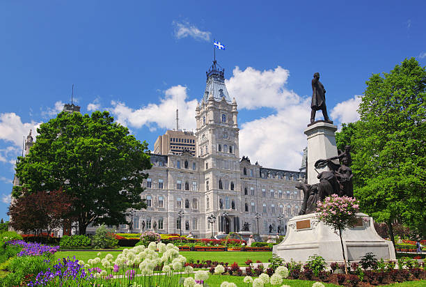 Quebec City Parliament Building and Park Quebec City Provincial Parliament Building  buzbuzzer quebec city stock pictures, royalty-free photos & images