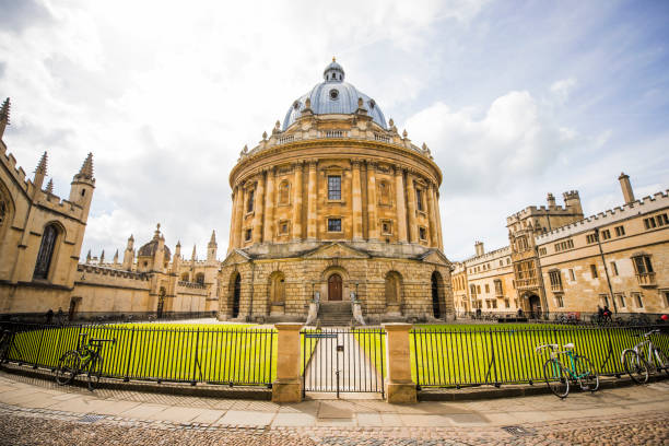 Radcliffe Camera iconic landmark in oxford a famous spot in oxford oxford university stock pictures, royalty-free photos & images