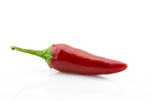 Foto de Perto De Pimenta Caiena De Pimenta Ou Pimenta Pimenta Vermelha  Acima e mais fotos de stock de Amontoamento - iStock