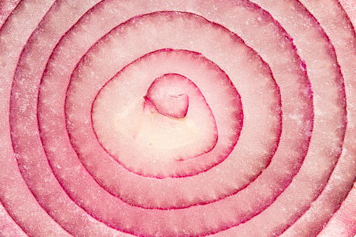 Onion as a source of quercetin 