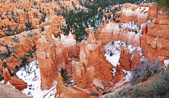 red rock formations in Bryce Canyon National Park