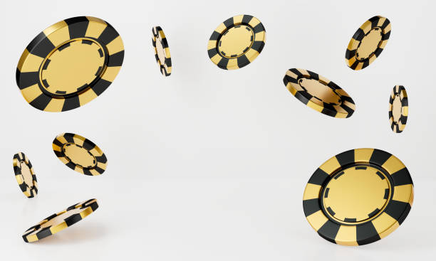 3d-rendering von casino-chips fallen isoliert auf weißem hintergrund abstrakt. schwarze und goldene casino-spiel. luxus-glücksspiel-konzept. - casino stock-fotos und bilder