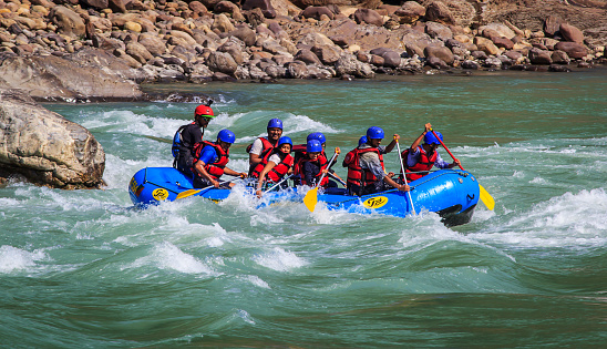 river rafting in India 