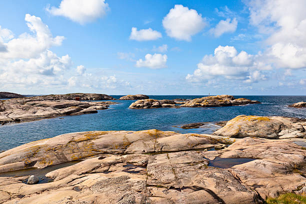 rocky sea archipelago - skärgård bildbanksfoton och bilder