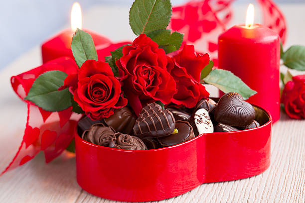 hwang lee ra Roses-and-chocolate-candies-for-valentines-day-picture-id160239820?k=20&m=160239820&s=612x612&w=0&h=9lSzOhaV-365dCRSrStWZRLRuAE7_JOPv5I6EQCRd8Y=