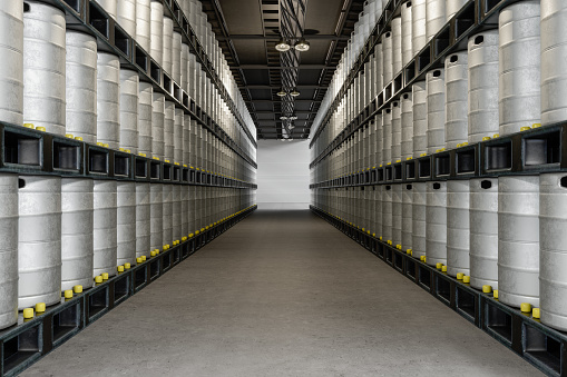 rows of beer kegs in the warehouse picture id1282787417?b=1&k=20&m=1282787417&s=170667a&w=0&h=u kaQkfnws853Yw1kKtpW0vR1eOVbXtZ38wk4Q69n2s= - Look at all the many types of cold storage￼