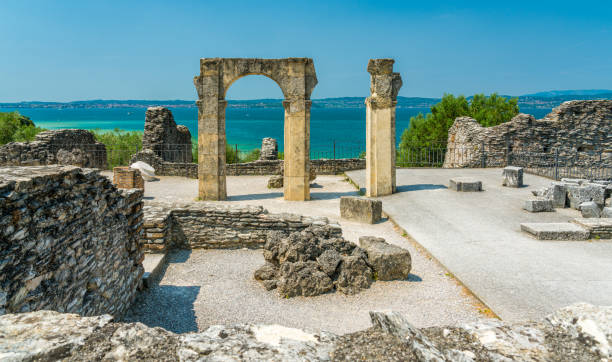Ruins of Catullo's Villa at Sirmione, on Lake Garda, Province of Brescia, Lombardy, Italy. Ruins of Catullo's Villa at Sirmione, on Lake Garda, Province of Brescia, Lombardy, Italy. grotto cave stock pictures, royalty-free photos & images