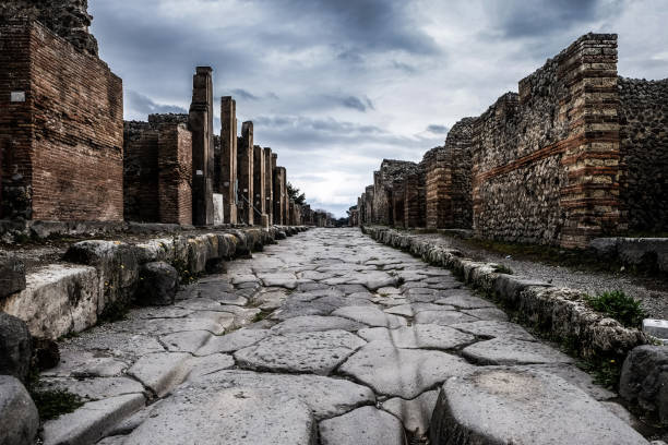 rovine di pompei - pompei foto e immagini stock