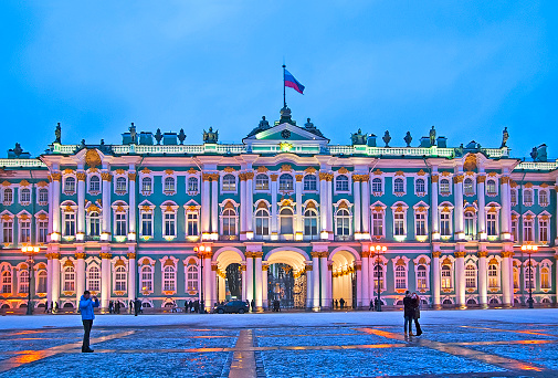 Saint -Petersburg ます。ロシアます。人の宮殿広場 - ストックフォト・写真素材...