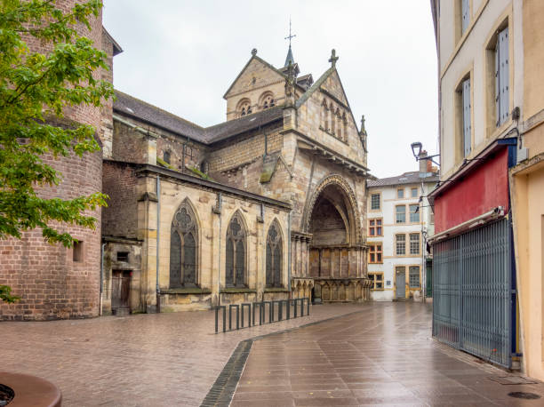 Saint-Maurices Basilica in Epinal scenery around Saint-Maurices Basilica in Epinal, the capital city of the Vosges departmend in France vosges department france stock pictures, royalty-free photos & images