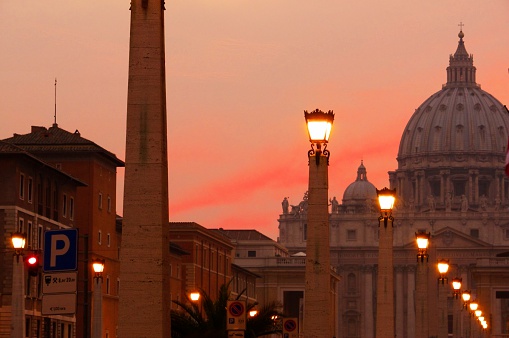 19 april 2018, St, peters basilica, columns  around place of Vatican city