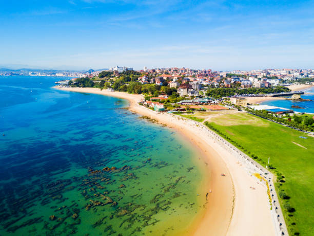 Santander city beach aerial view Santander city beach aerial panoramic view. Santander is the capital of the Cantabria region in Spain peninsula stock pictures, royalty-free photos & images