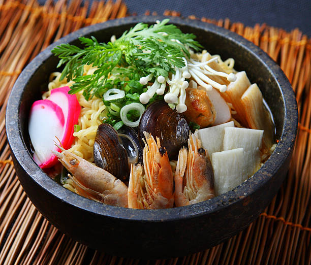 seafood ramen - the korean menu stockfoto's en -beelden