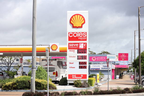 Shell coles petrol station australia Tweed, New South Wales, Australia, January 19 2020:Shell coles petrol station australia fuel bowser stock pictures, royalty-free photos & images