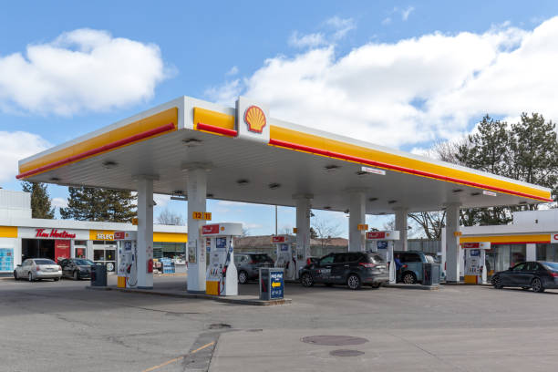 Shell gas station in Toronto, Canada Toronto, Canada- March 11, 2018: Shell gas station in Toronto.  Shell Canada Limited is the subsidiary of Anglo-Dutch Royal Dutch Shell and one of Canada's largest integrated oil companies. animal shell stock pictures, royalty-free photos & images