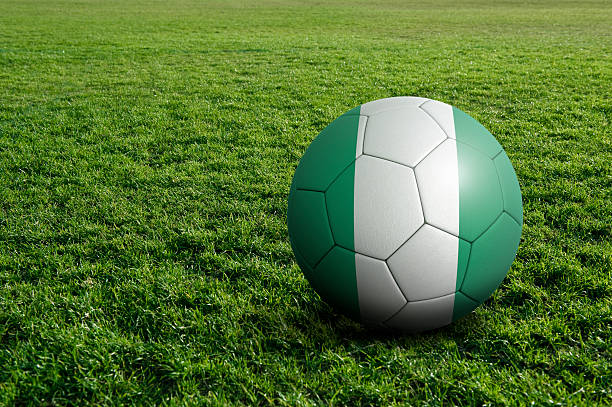 soccer football ball with nigeria flag - nigeria soccer 個照片及圖片檔