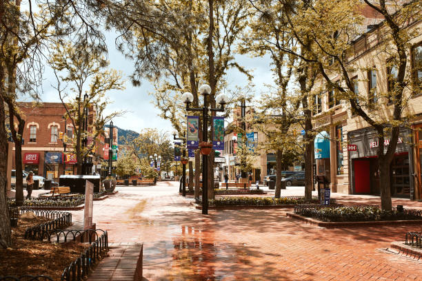 Springtime at Pearl Street Mall in Boulder Boulder, Colorado - May 27th, 2020:  Shops, businesses and restaurants along Pearl Street Mall, a pedestrian mall in Boulder County. boulder colorado stock pictures, royalty-free photos & images