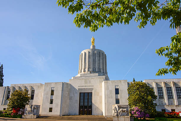 State Calital Building State Capital Building in Salem Oregon USA oregon state capitol stock pictures, royalty-free photos & images
