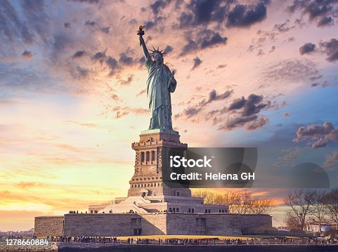 istock Statue of liberty at sunset 1278660884