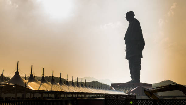 statue of unity world's tallest statue, statue of unity at narmada dam also called as Sardar Sarovar Dam sardar patel stock pictures, royalty-free photos & images