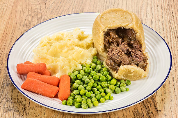 Best Steak And Kidney Pie Stock Photos, Pictures & Royalty ...