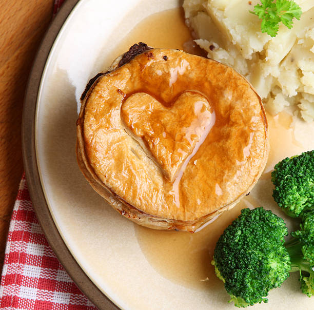 Best Steak And Kidney Pie Stock Photos, Pictures & Royalty ...