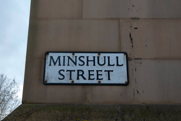 street sign minshull at manchester england - manchester united stok fotoğraflar ve resimler