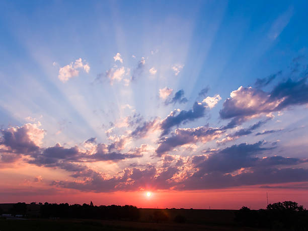 Sorgere Del Sole - Foto e Immagini Stock - iStock