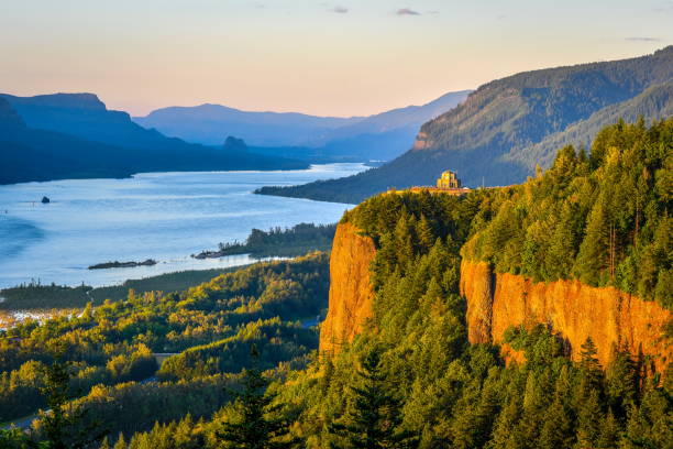 Sunset At Columbia River Gorge, Oregon Sunset At Columbia River Gorge columbia river gorge stock pictures, royalty-free photos & images
