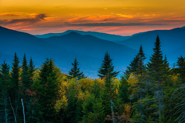Sunset from Kancamagus Pass, on the Kancamagus Highway in White Mountain National Forest, New Hampshire. Sunset from Kancamagus Pass, on the Kancamagus Highway in White Mountain National Forest, New Hampshire. new hampshire stock pictures, royalty-free photos & images