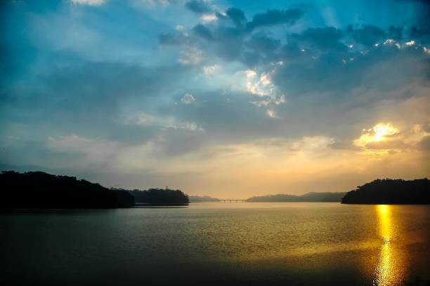 比林斯壩的夕陽 - martinelli 個照片及圖片檔