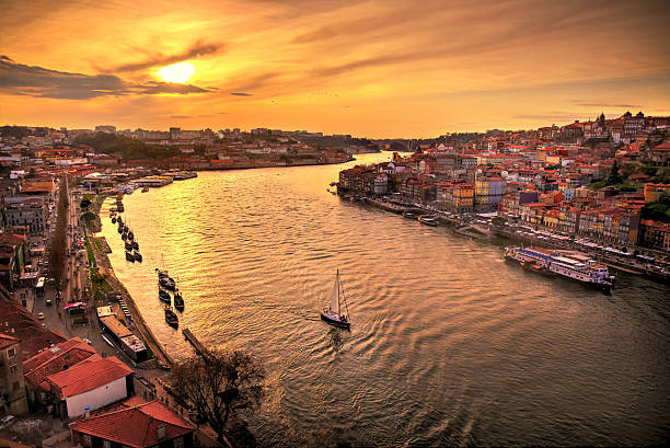 sunset in porto - portugal stok fotoğraflar ve resimler